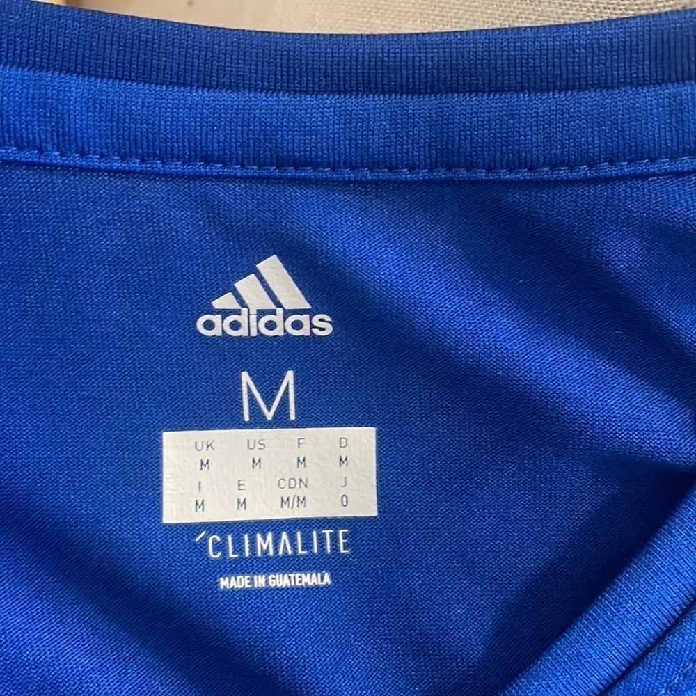Adidas Tee SS Climate VNeck Royal blue short sleeve top New Sz M - Picture 2 of 7